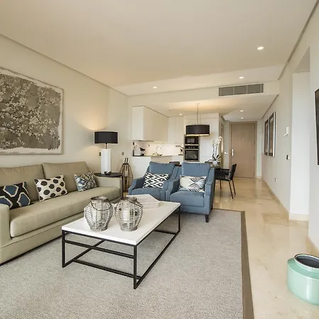 Apartment Amazing Golf Retreat & Sunny 2bdr Suite, Jacuzzi Guia de Isora (Tenerife)